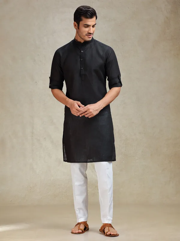 Black classic solid kurta pajama set for ethnic charm
