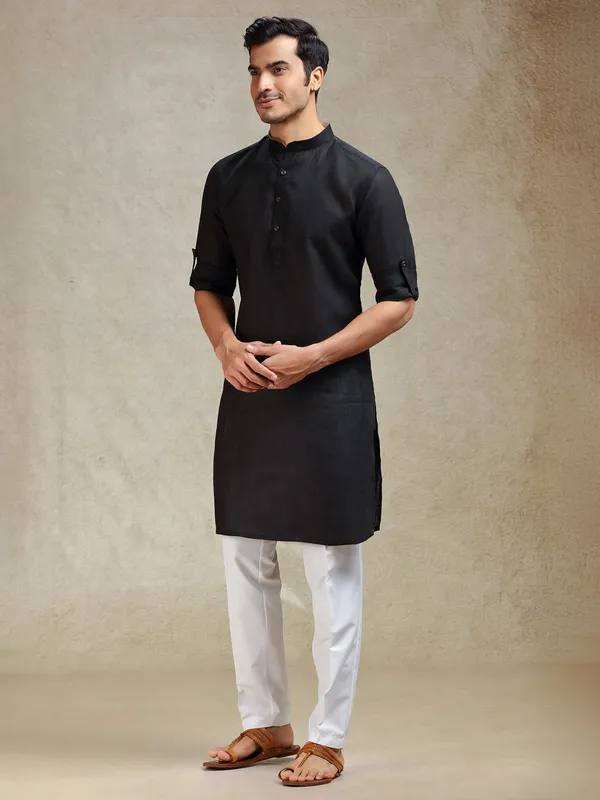 Black classic solid kurta pajama set for ethnic charm