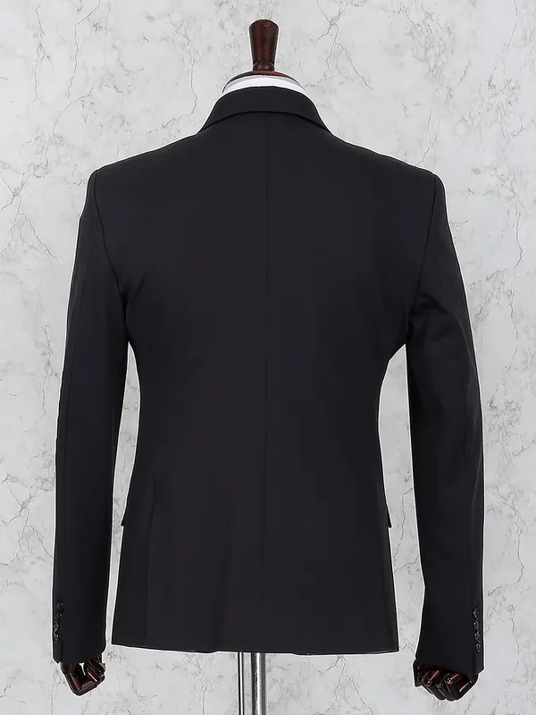 Black color two buttoned placket blazer