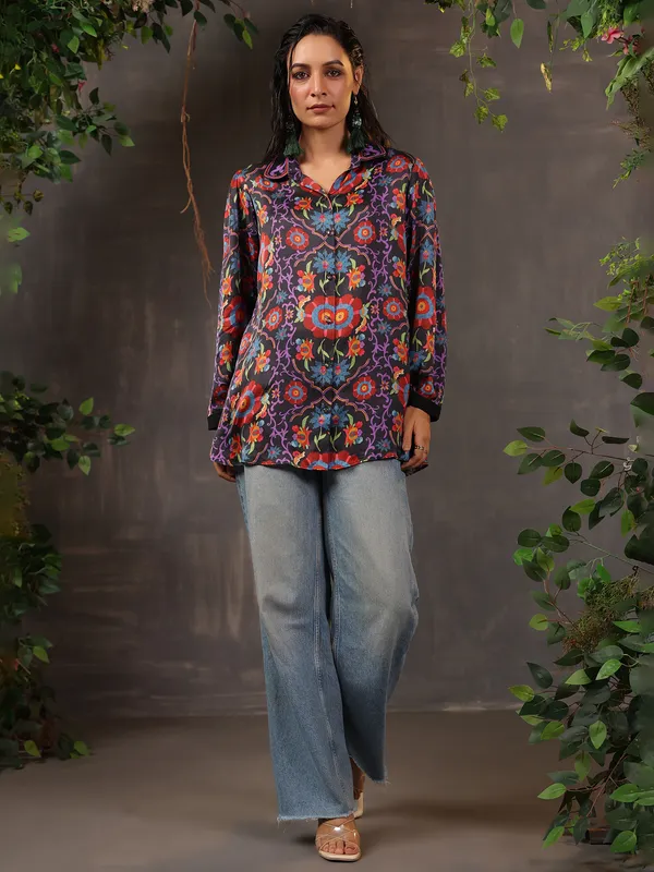 Black cotton printed cotton casual top