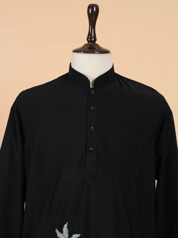 Black cotton silk kurta in embroidery