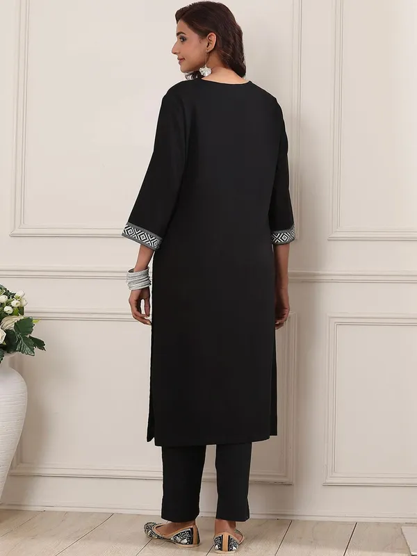 Black cotton silk kurti with aabla work-G3-WKU03316 | United States