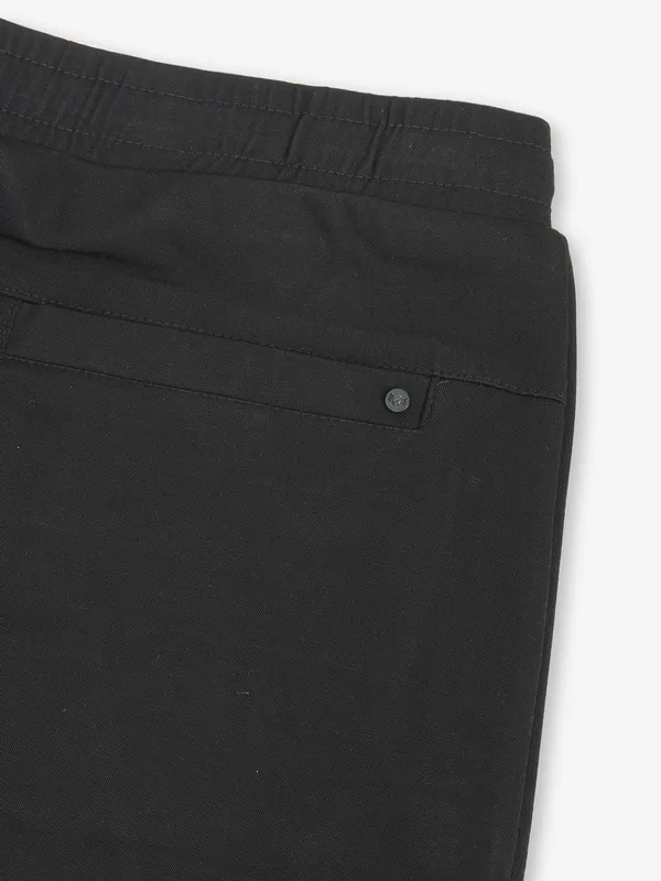 black cotton solid track pant from MAML