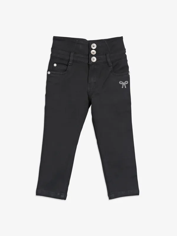 Black denim capri for casual