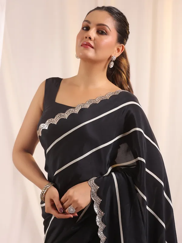 Black elegant crepe silk saree for women