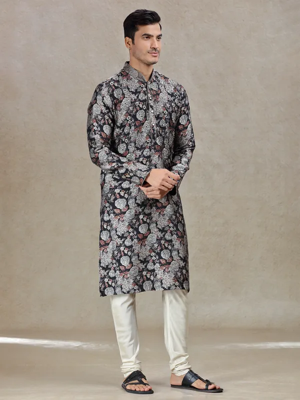 Black elegant sophisticated mens kurta set in tussar silk