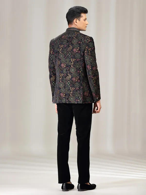 Black embroidered jodhpuri suit for wedding