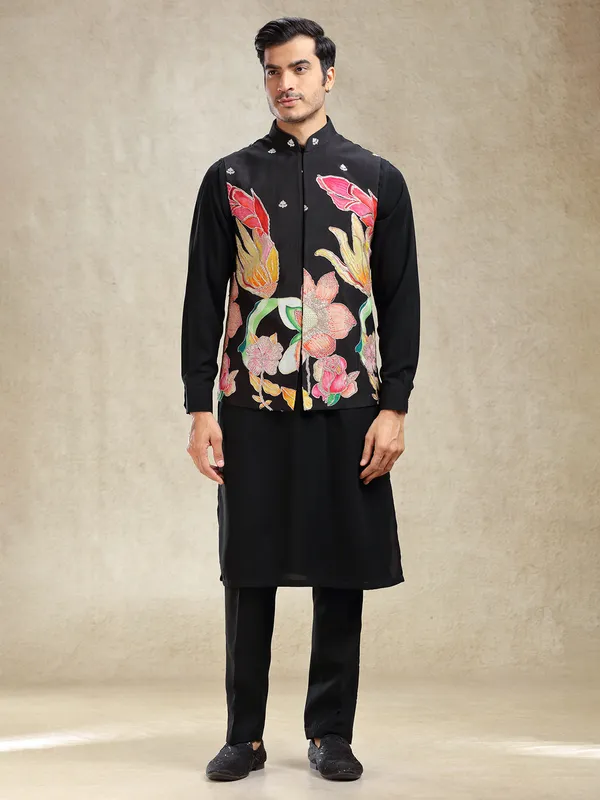 Black hand printed kurta jacket set for charming look