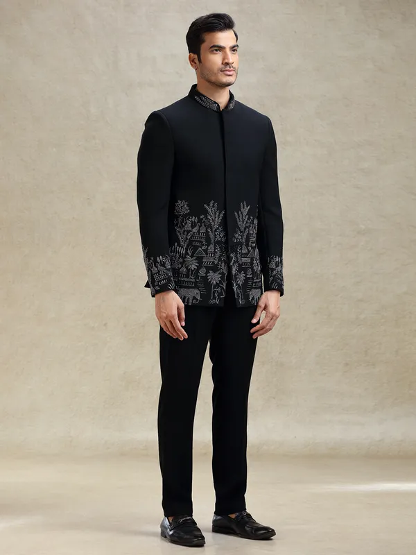 Black jodhpuri set in crystal work