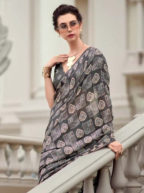 Black malmal silk saree