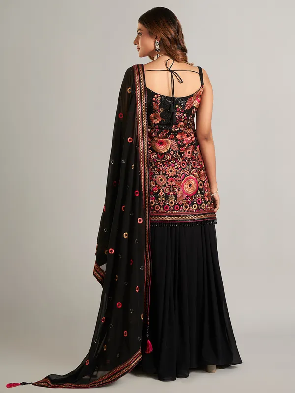 Black palazzo suit in soft georgette
