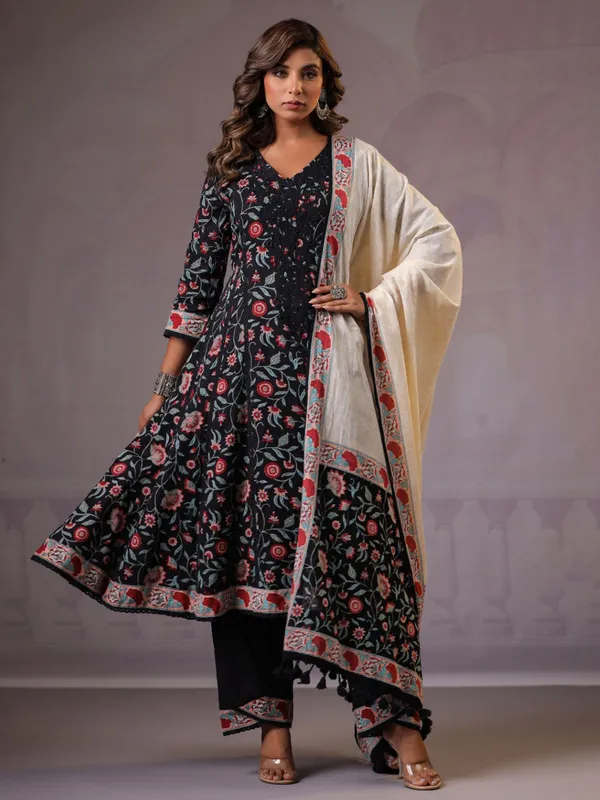 Black printed kurti set for women in cotton silk