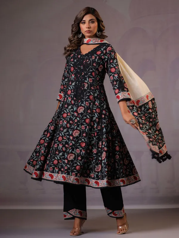 Black printed kurti set for women in cotton silk