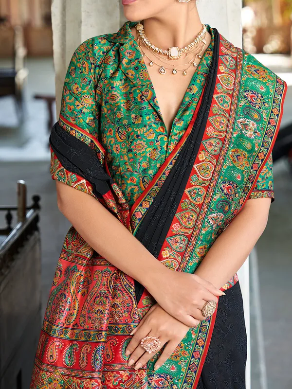 Black printed saree with therad work