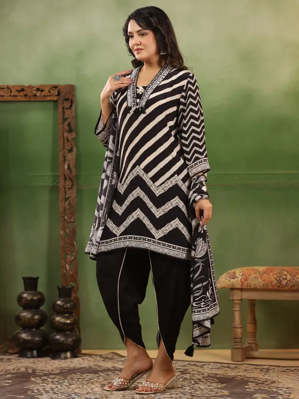 Black satin printed kurti set with print