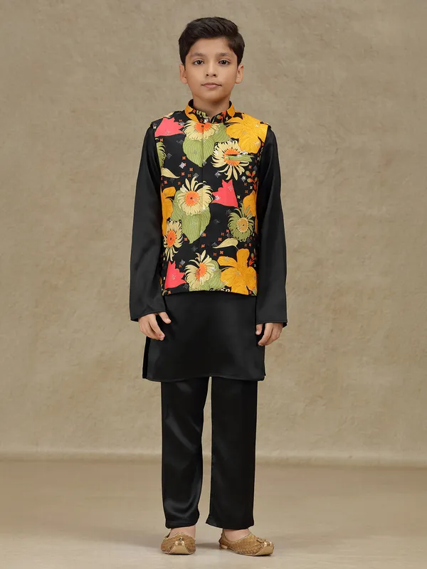 Black sequins worked printed silk waistcoat set