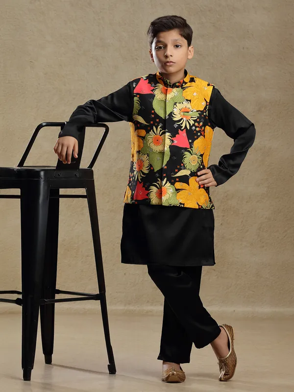 Black sequins worked printed silk waistcoat set