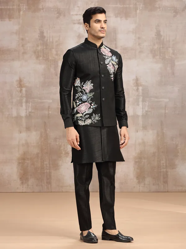 Black silk embroidered waistcoat set