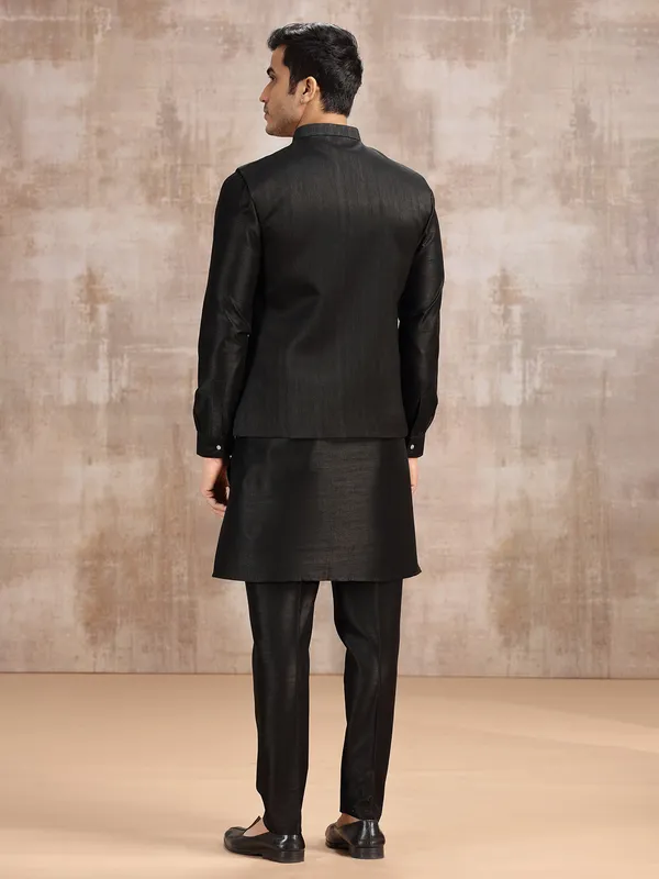 Black silk embroidered waistcoat set