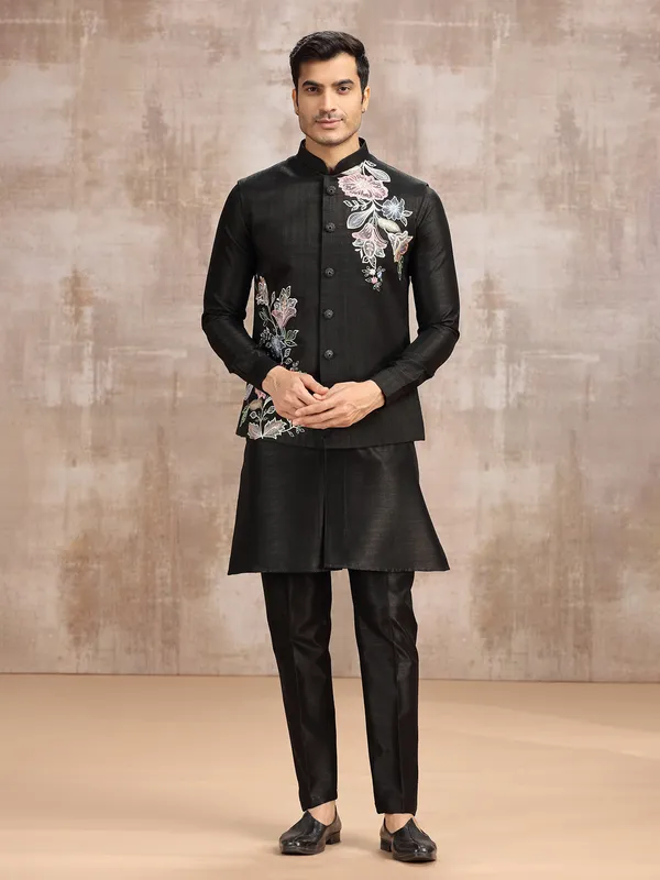 Black silk embroidered waistcoat set