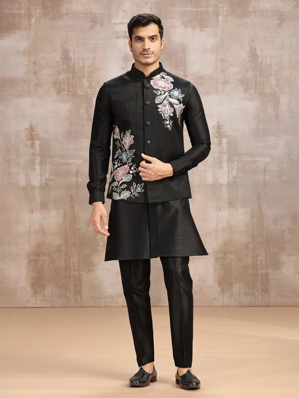 Black silk embroidered waistcoat set
