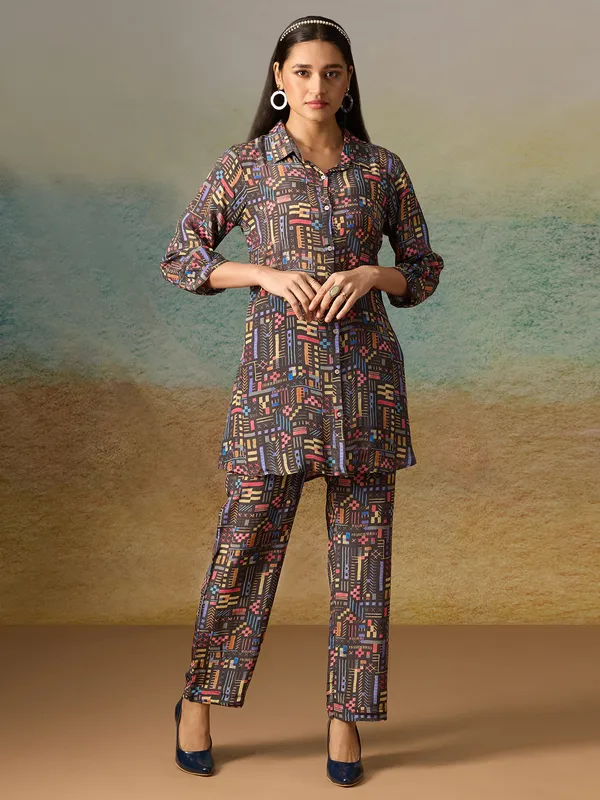 Black silk printed tunic top
