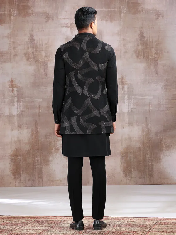 Black silk waistcoat set with resham work