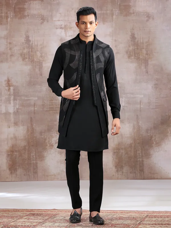 Black silk waistcoat set with resham work