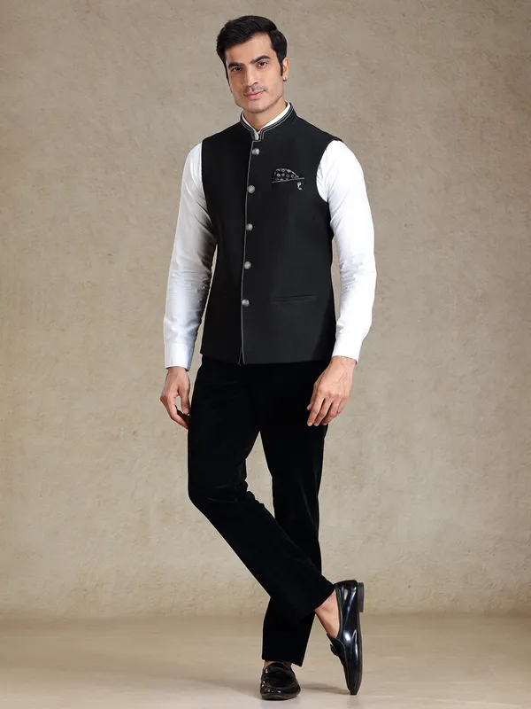 Black textured waistcoat for men