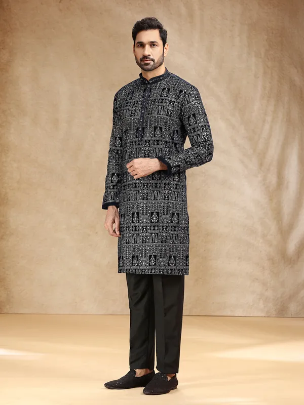 Black velvet kurta suit with resham work