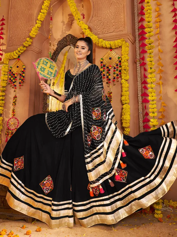 Black viscose navratri set with elegant appeal