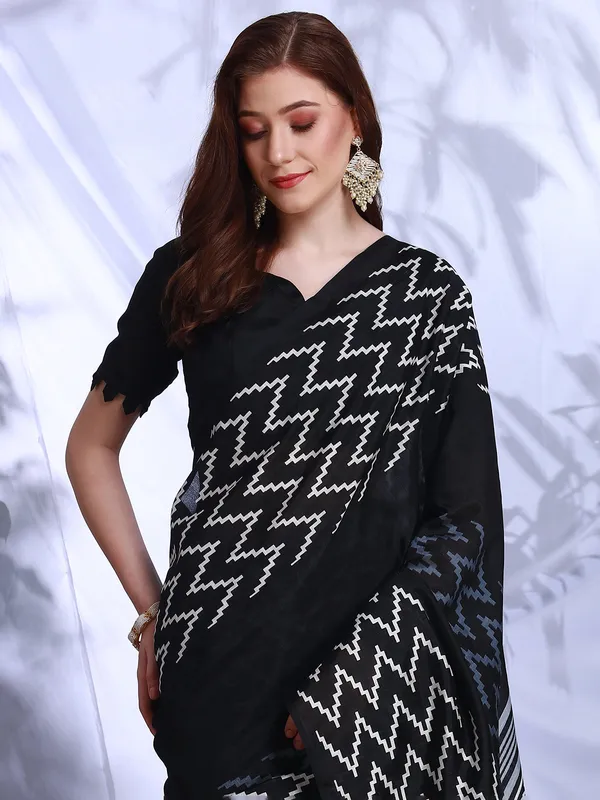 Black zig zag printed bhagalpuri silk saree