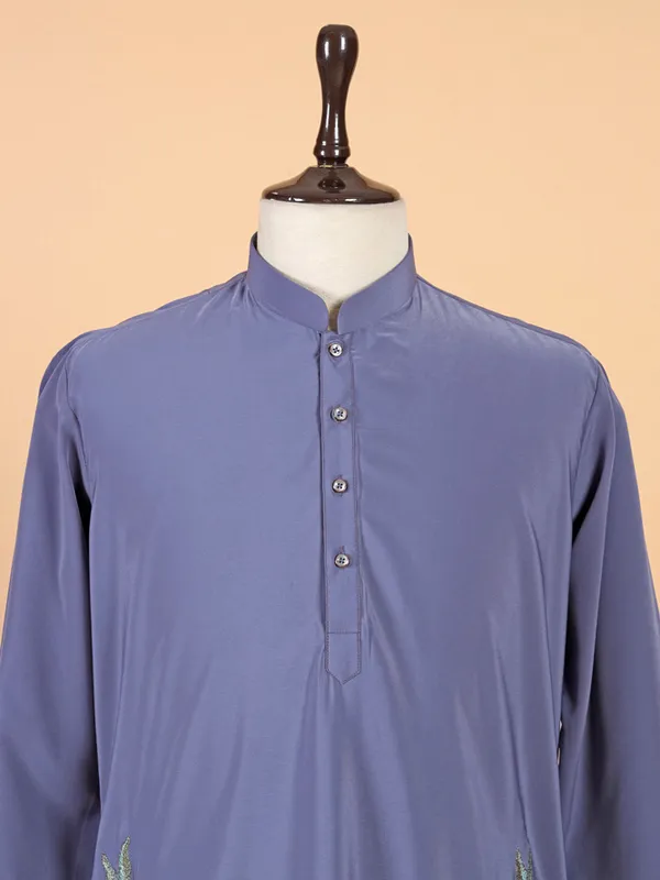 Blue cotton silk kurta in resham for men