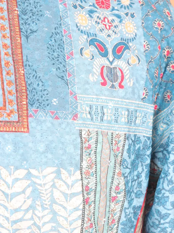Blue kurta suit with print for men