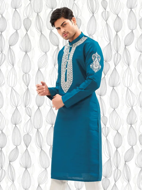 Blue shade cotton kurta set for men