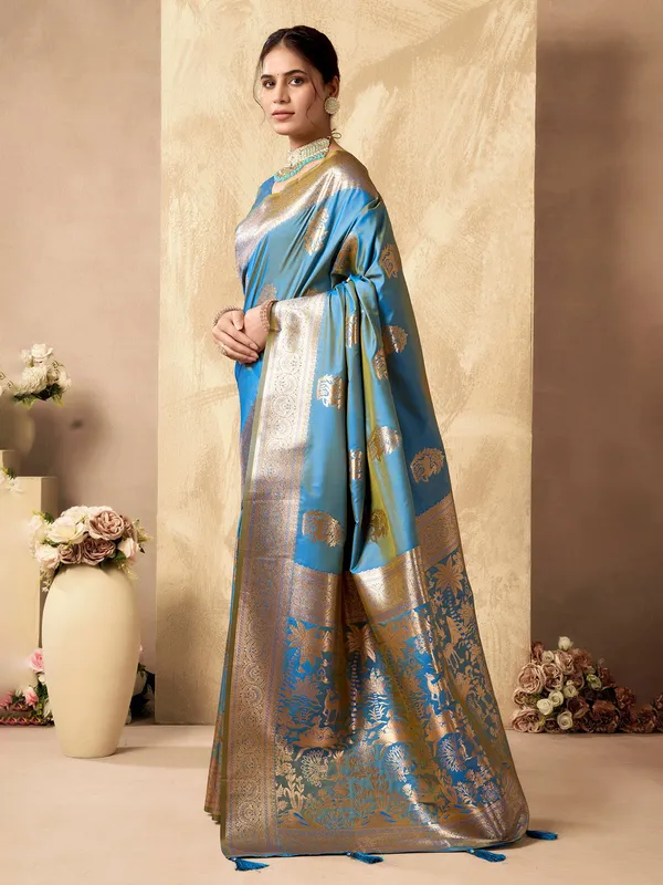Blue silk saree for glam occasions