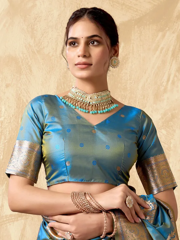 Blue silk saree for glam occasions