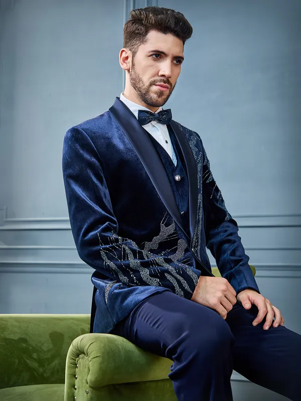 Blue tuxedo suit in velvet with embellishments