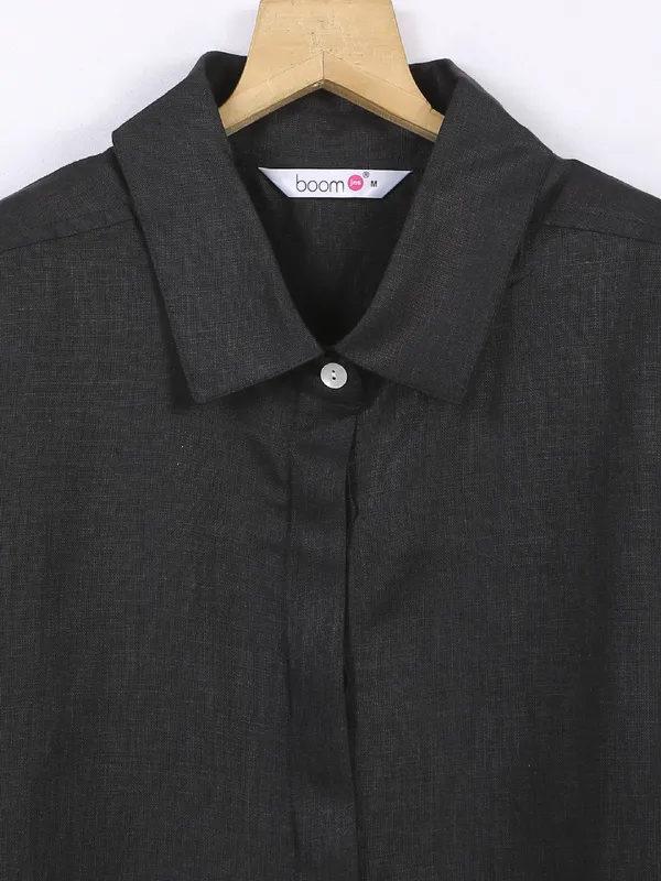 Boom black linen shirt