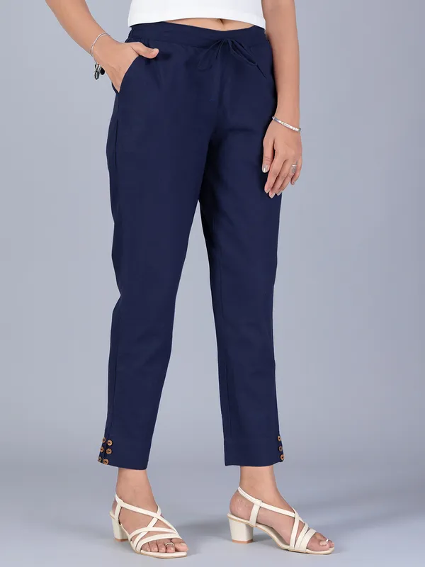 Navy cotton casual pant for women