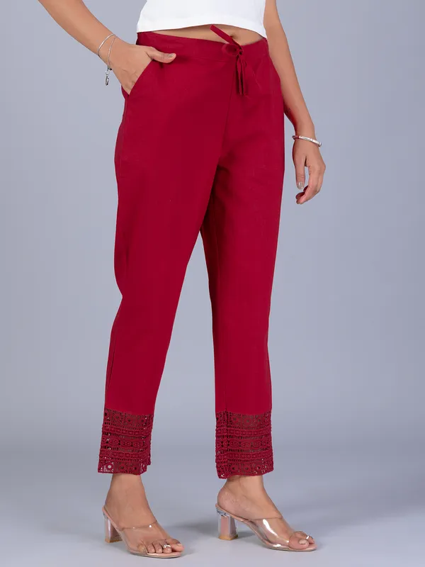 Red cotton pant for casual wear
