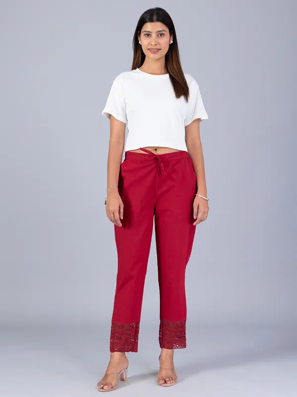 Red cotton pant for casual wear