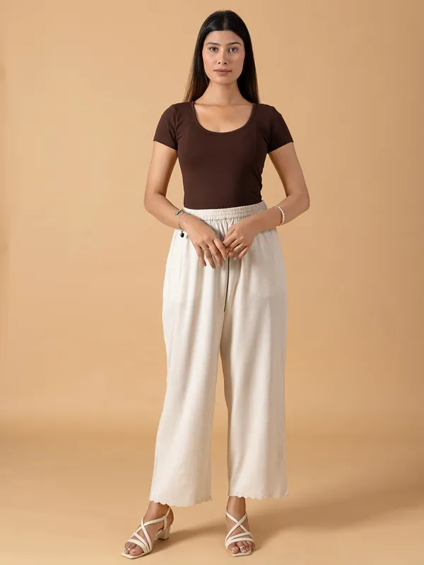 Cream women casual wear pants