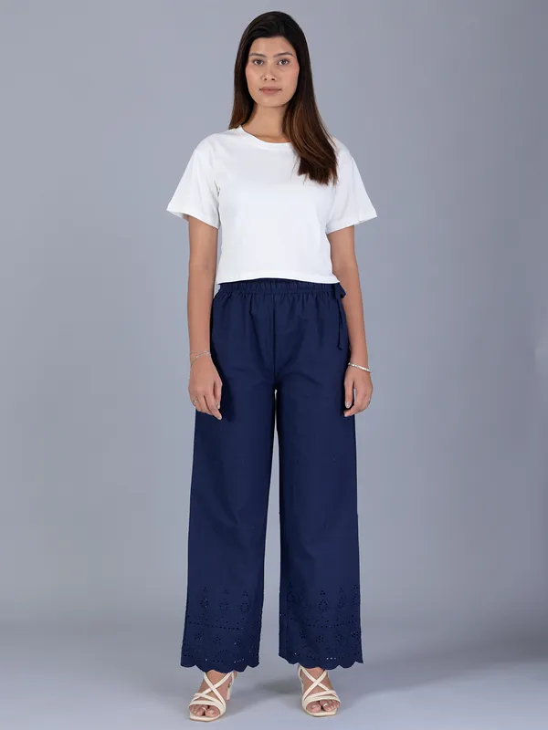 Cotton solid navy pant