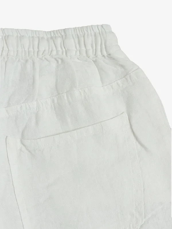 BOOM white solid jaggings