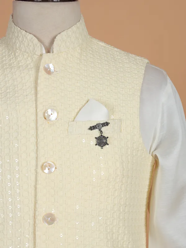 Bright cream cotton silk waistcoat set