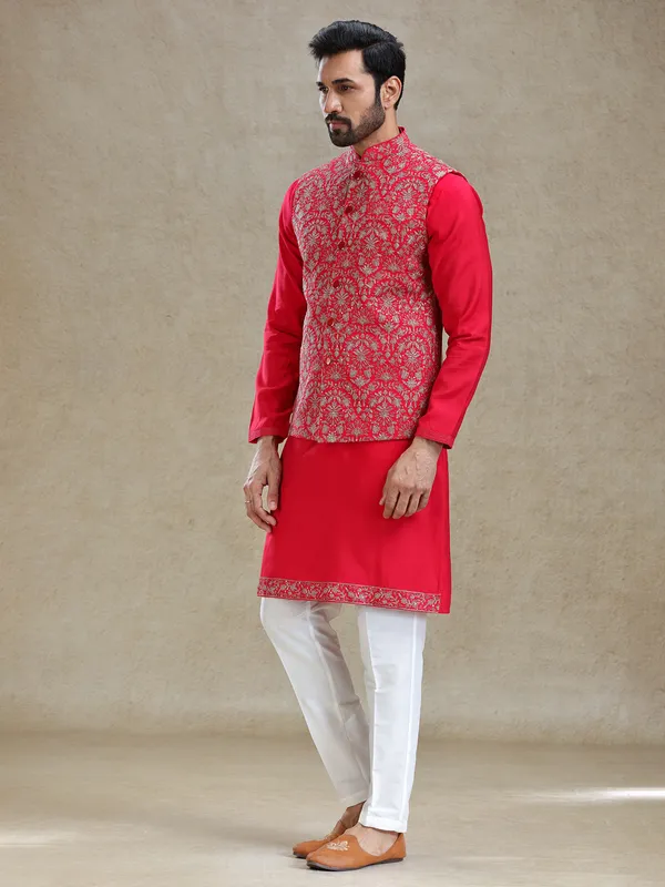 Bright red cotton silk kurta jacket set in resham