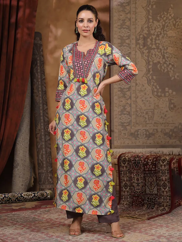 Brown printed women kurti set in silk