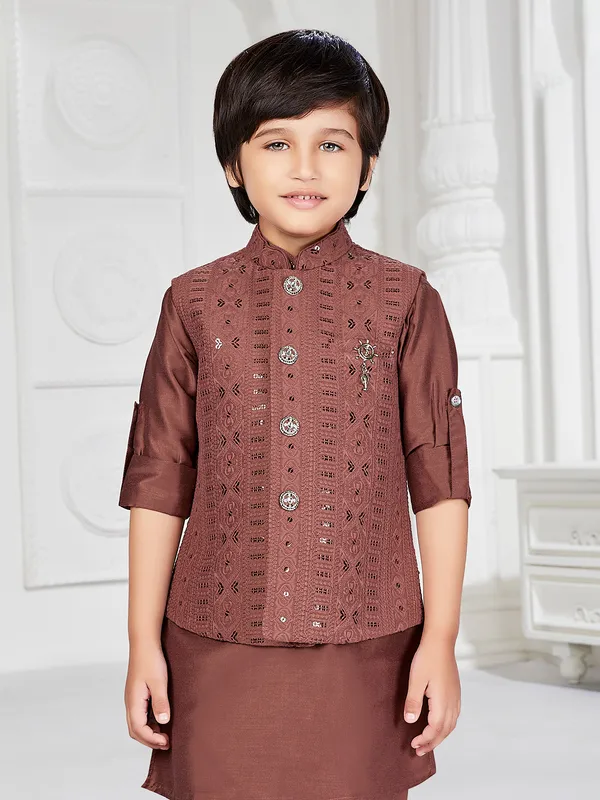 Brown silk embroidery waistcoat set