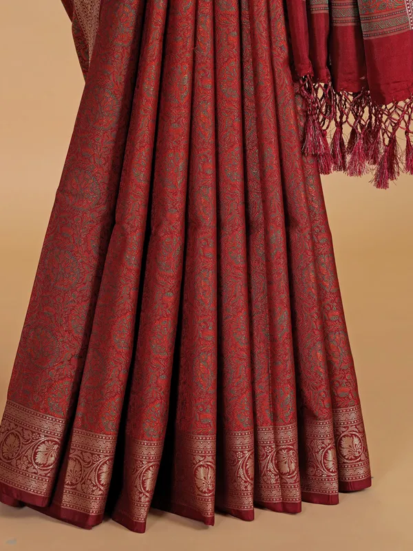 Brown silk saree with attractive motifs